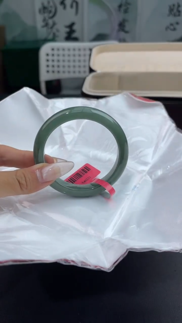 【闪购商品】翡翠手镯未镶嵌9翡翠手镯