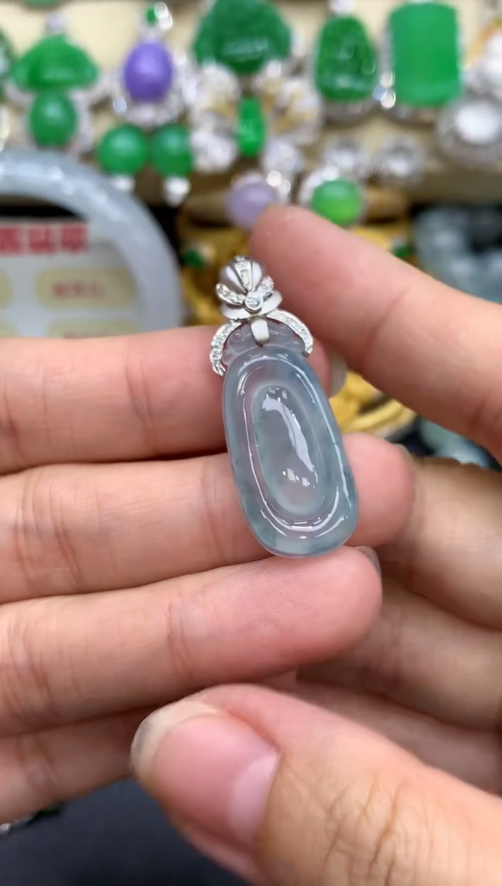 颈饰18K金镶嵌翡翠341-中国好珍宝