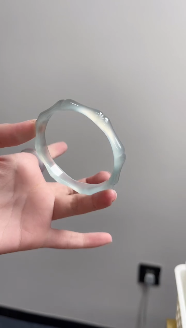 玛瑙/玉髓手镯未镶嵌58圈竹节