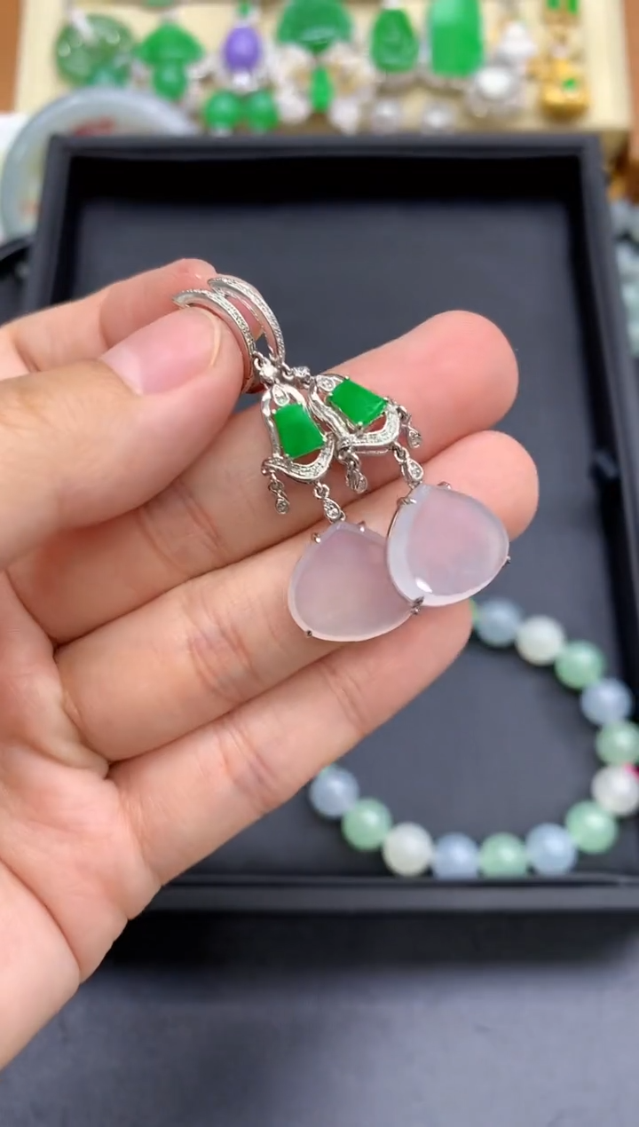 颈饰18K金镶嵌翡翠471中国好珍宝