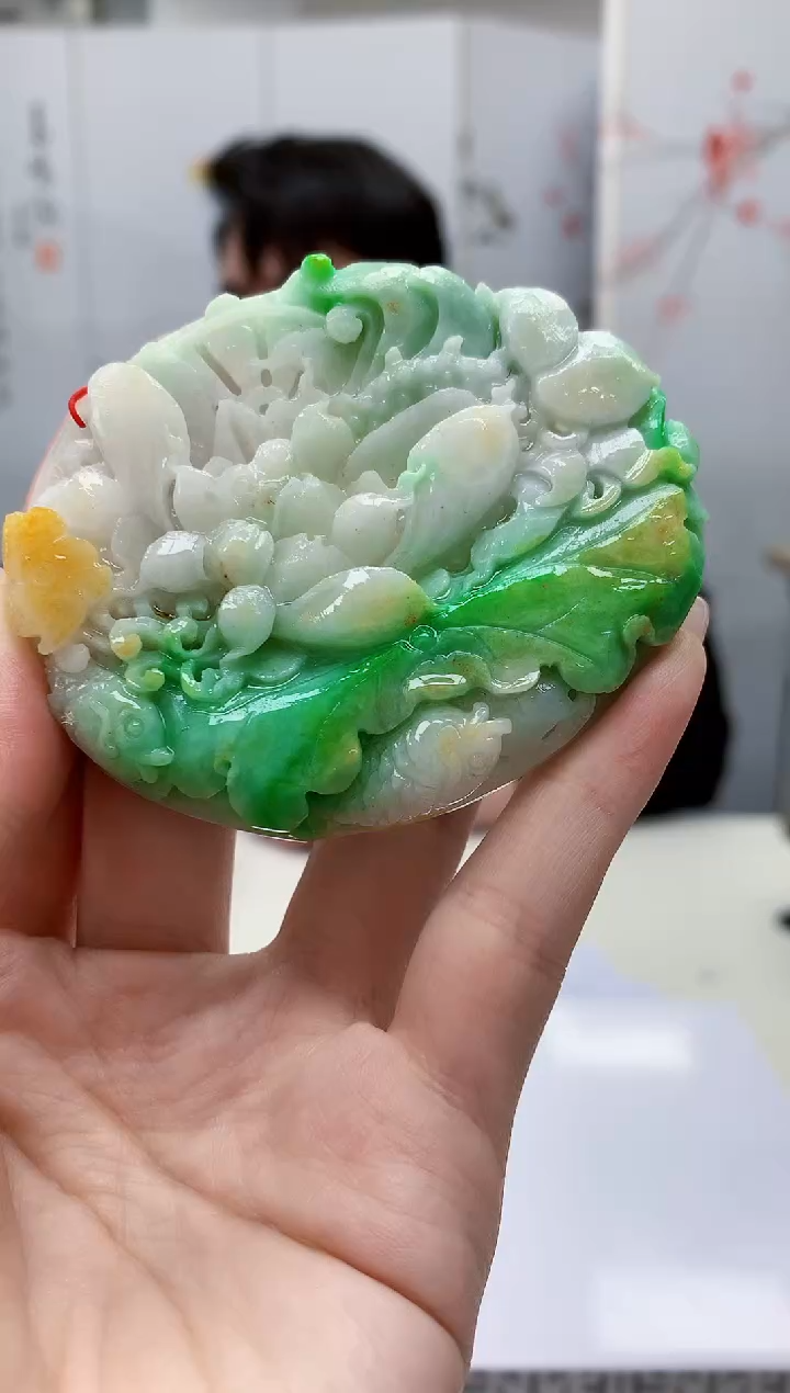 【闪购商品】定制翡翠未镶嵌5060jw-毛货挂件372