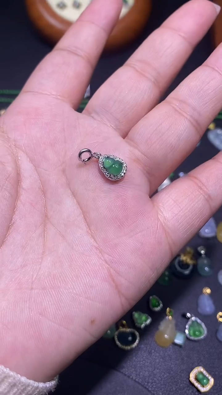 【闪购商品】翡翠吊坠(不含链)银S925镶嵌1