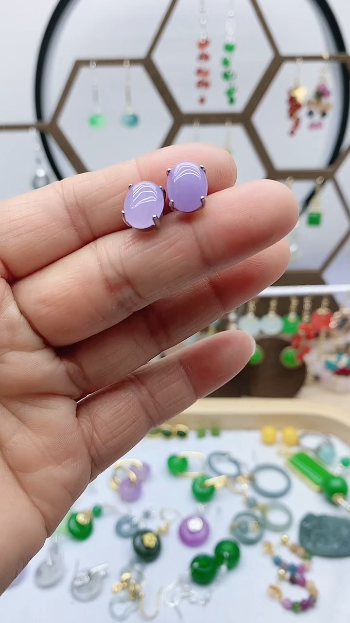 未镶嵌石英质玉（天山翠）耳饰985