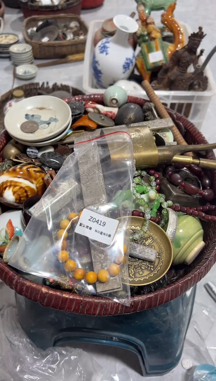 z*y秒拍秒付闪购瓷铜摆件