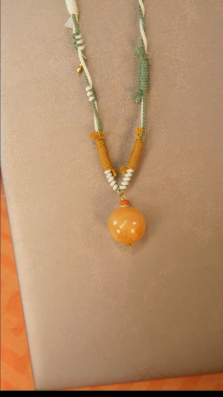【闪购商品】琥珀颈饰未镶嵌颈饰
