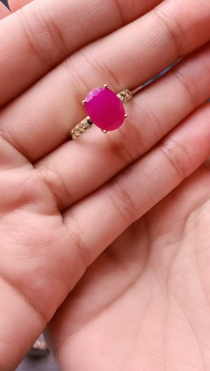 【闪购商品】红宝石戒指银S925镶嵌........