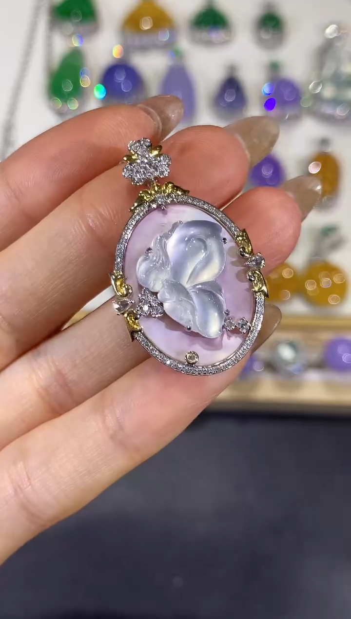 翡翠18K金镶嵌吊坠(不含链)团购37