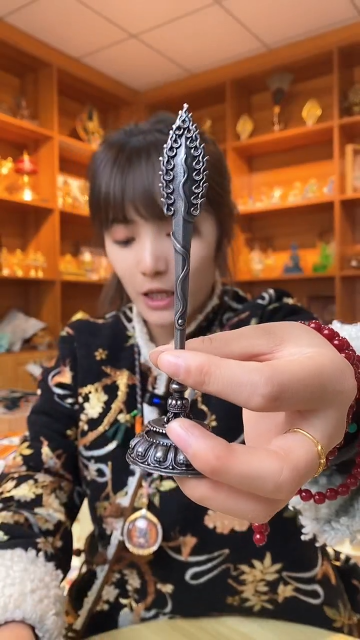 【闪购商品】泥塑文殊剑-与实物略有差异介意者慎拍