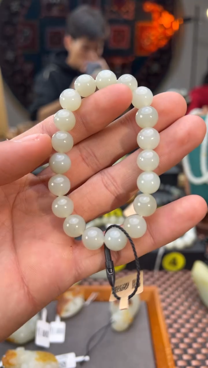 未镶嵌手串和田玉且末料青白玉手串卡10