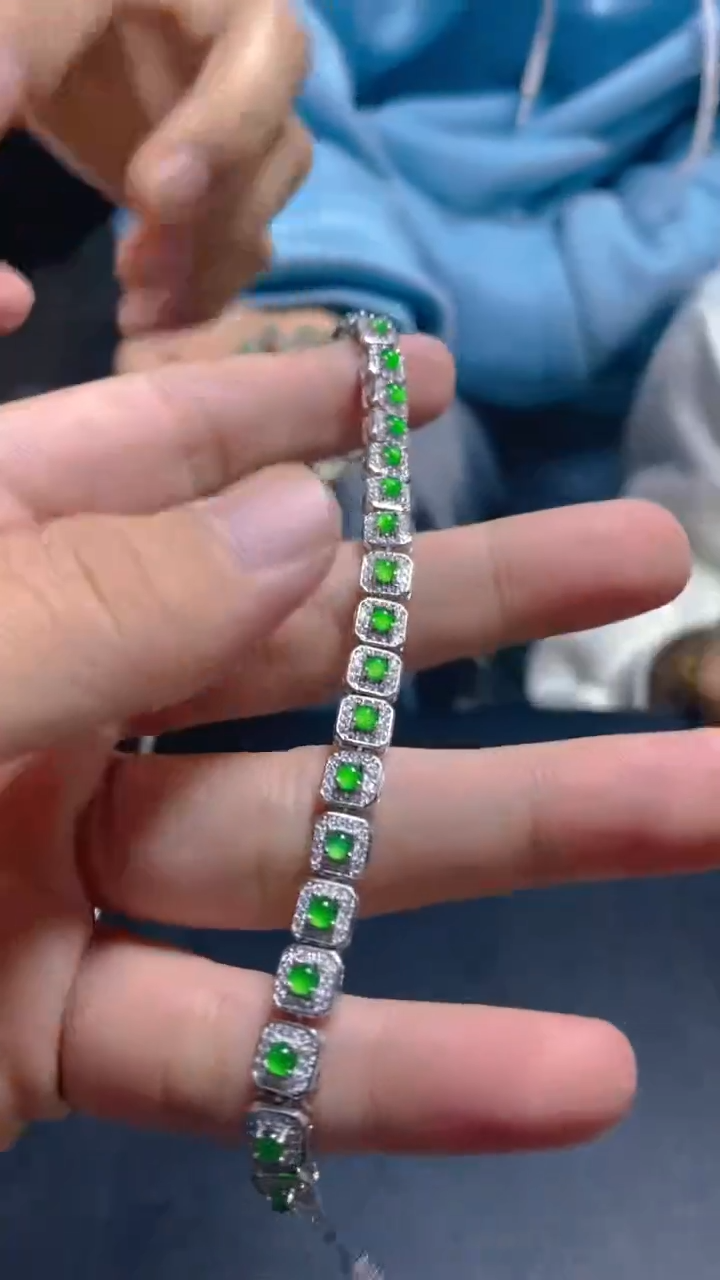 【闪购商品】翡翠手链未镶嵌0431163604多样性发一