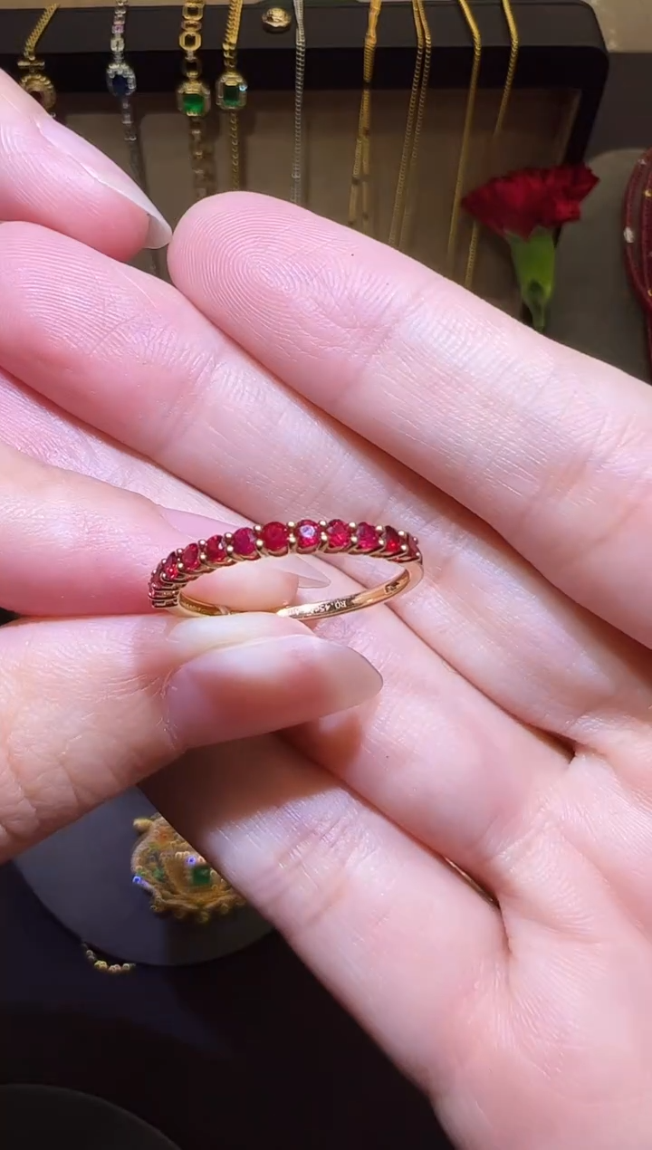 18K金镶嵌戒指红宝石0.45ct