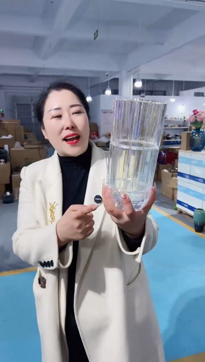 【闪购商品】玻璃花伴你花瓶-微瑕-62CP5