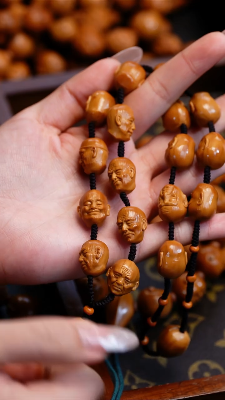 【闪购商品】橄榄核吊坠苏工橄榄核