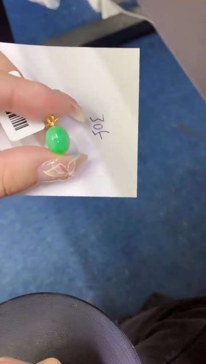 【闪购商品】翡翠颈饰18K金镶嵌0000000000