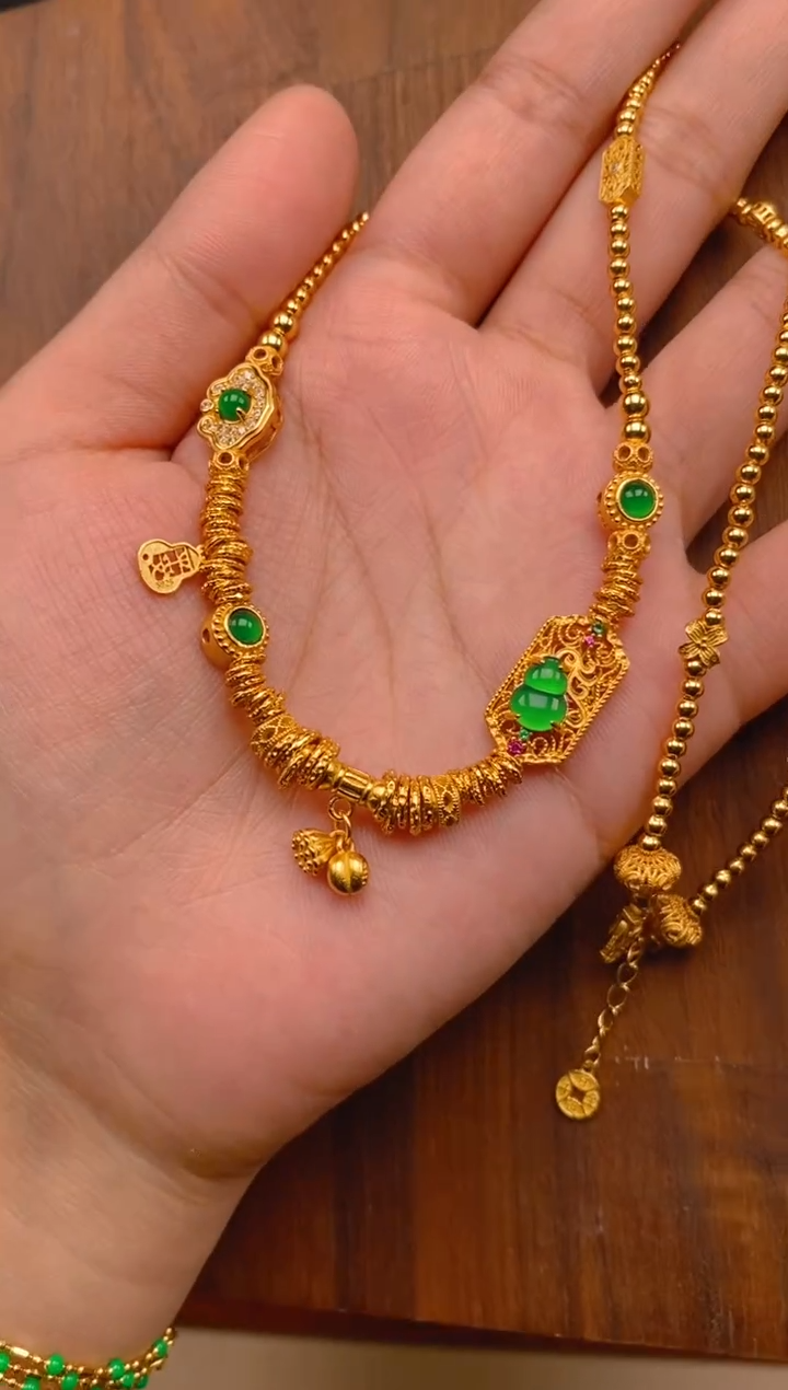 【闪购商品】翡翠项链银S925镶嵌盘缠项链