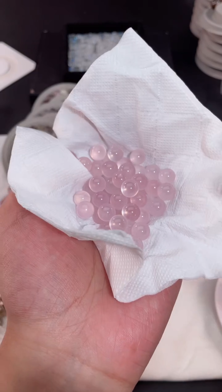 【闪购商品】水晶【B204】粉晶单珠9+mm未镶嵌多样性2颗