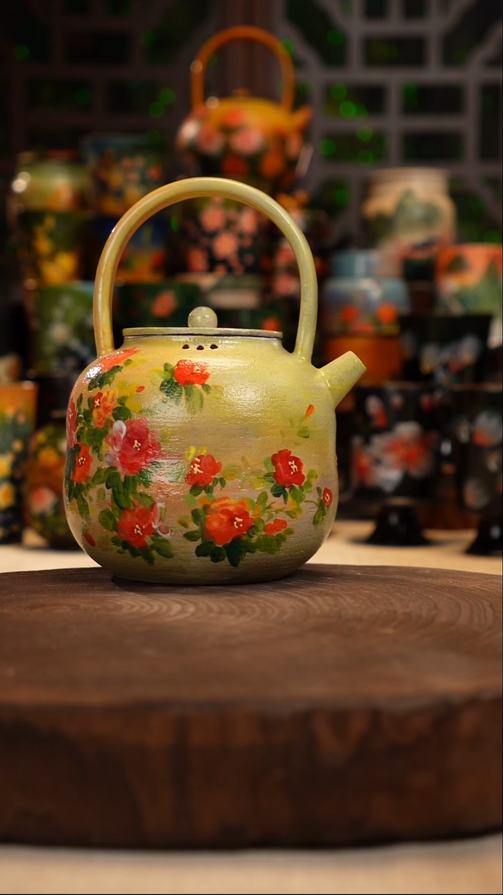 油画   釉下彩  壶