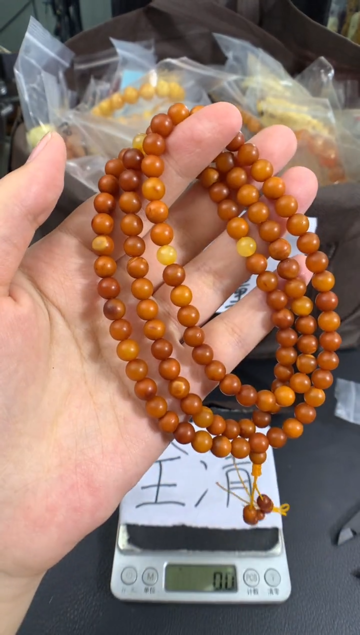 蜜蜡未镶嵌珠宝奇石1