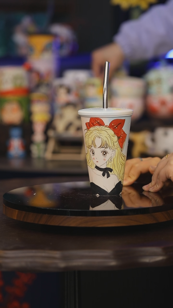 【闪购商品】摆件景德镇釉下彩绘设计师款式陶瓷