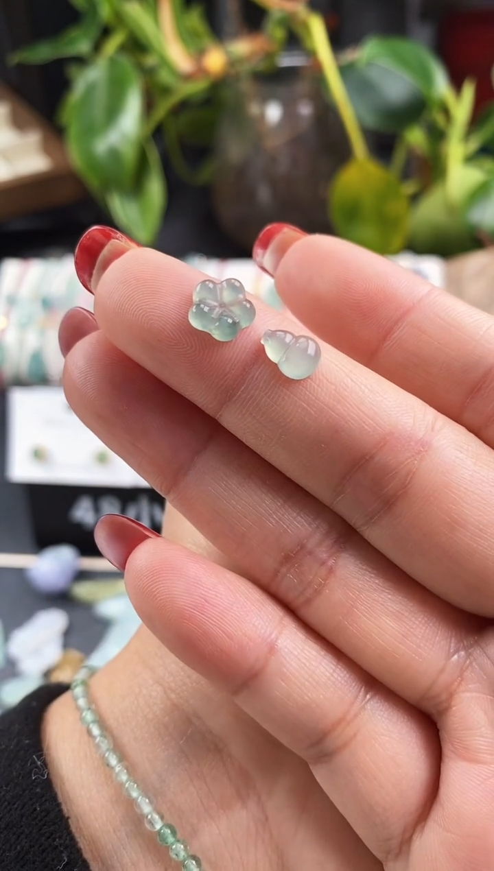 【闪购商品】翡翠戒指未镶嵌葫芦小花