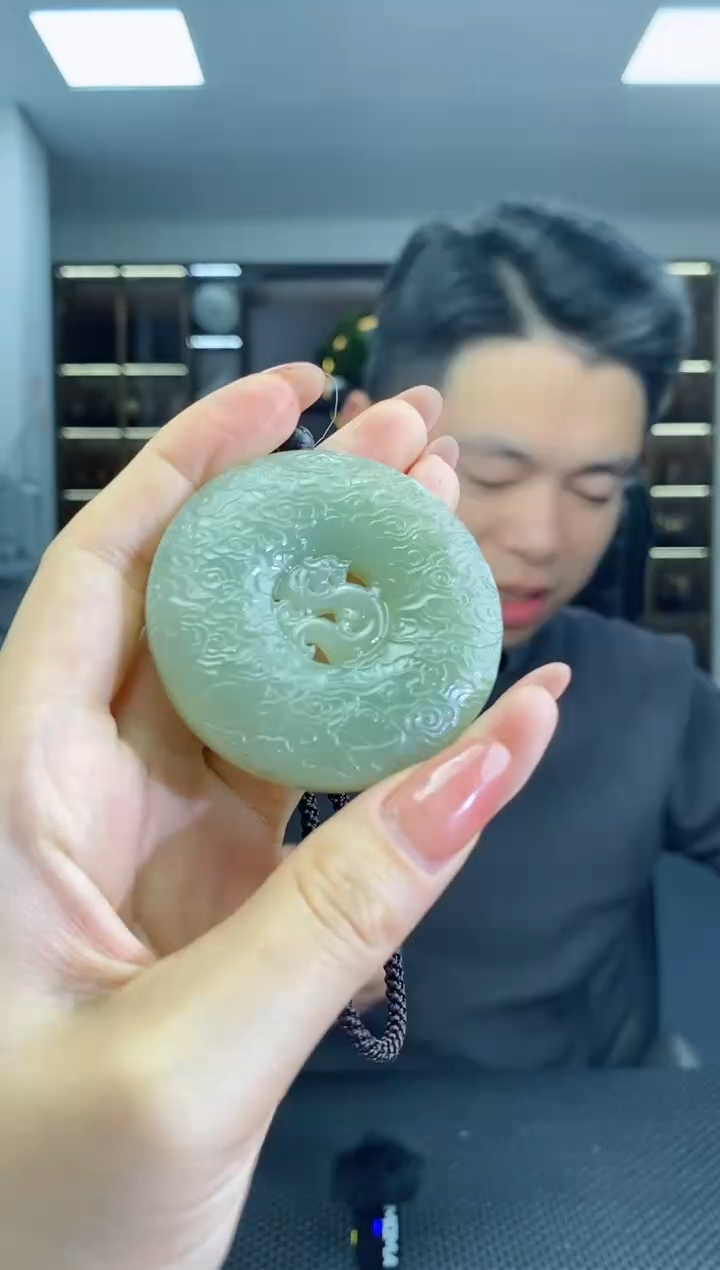 【闪购商品】和田玉颈饰未镶嵌仿古龙清货1