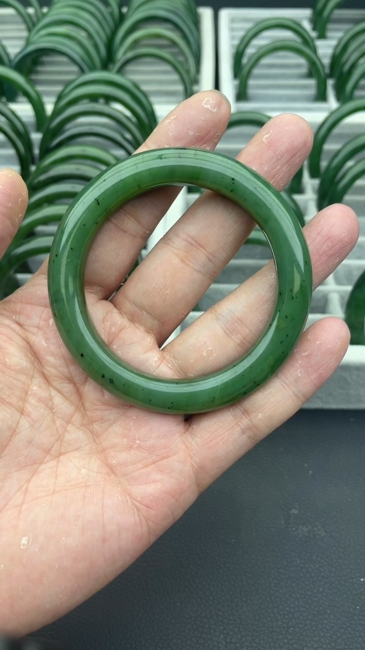 未镶嵌手镯和田玉（碧玉）43-57.2