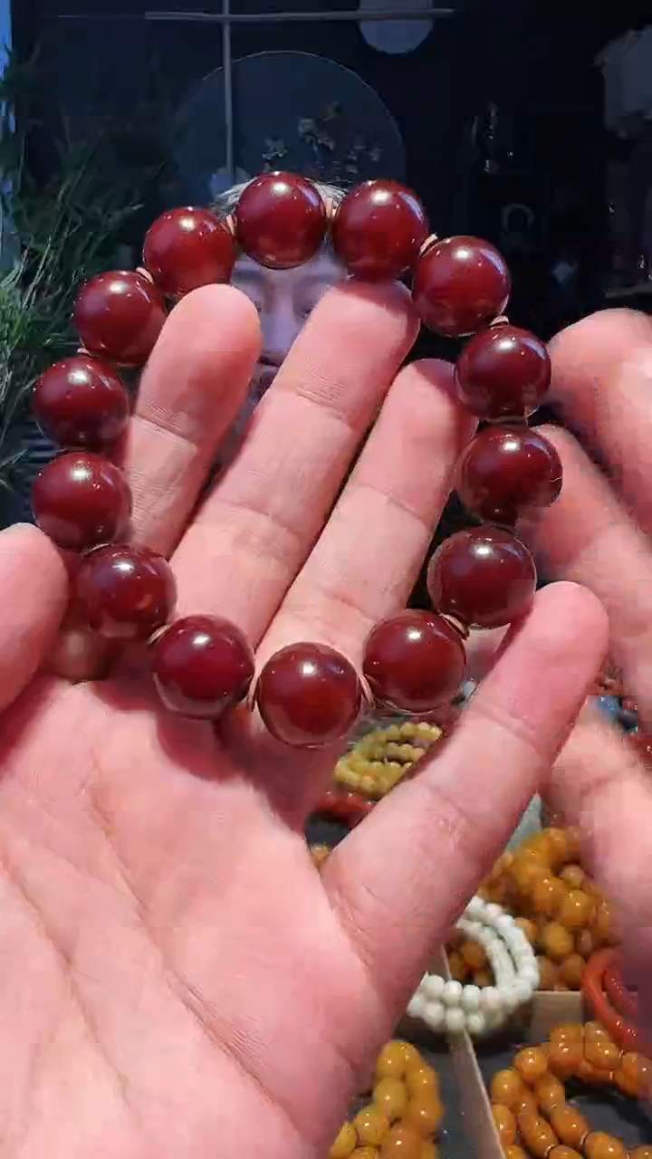 【闪购商品】蜜蜡手串未镶嵌15+紫红