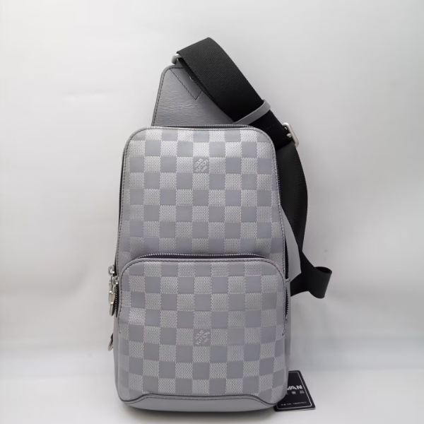 99新 LouisVuitton/路易威登 97新17364 LV全皮银棋盘格全皮胸包