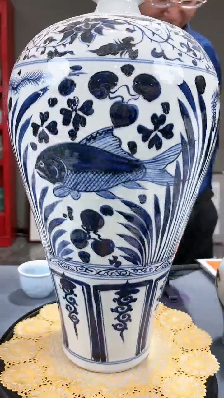 【闪购商品】官窑瓷画院562官窑瓷画院鱼藻梅瓶