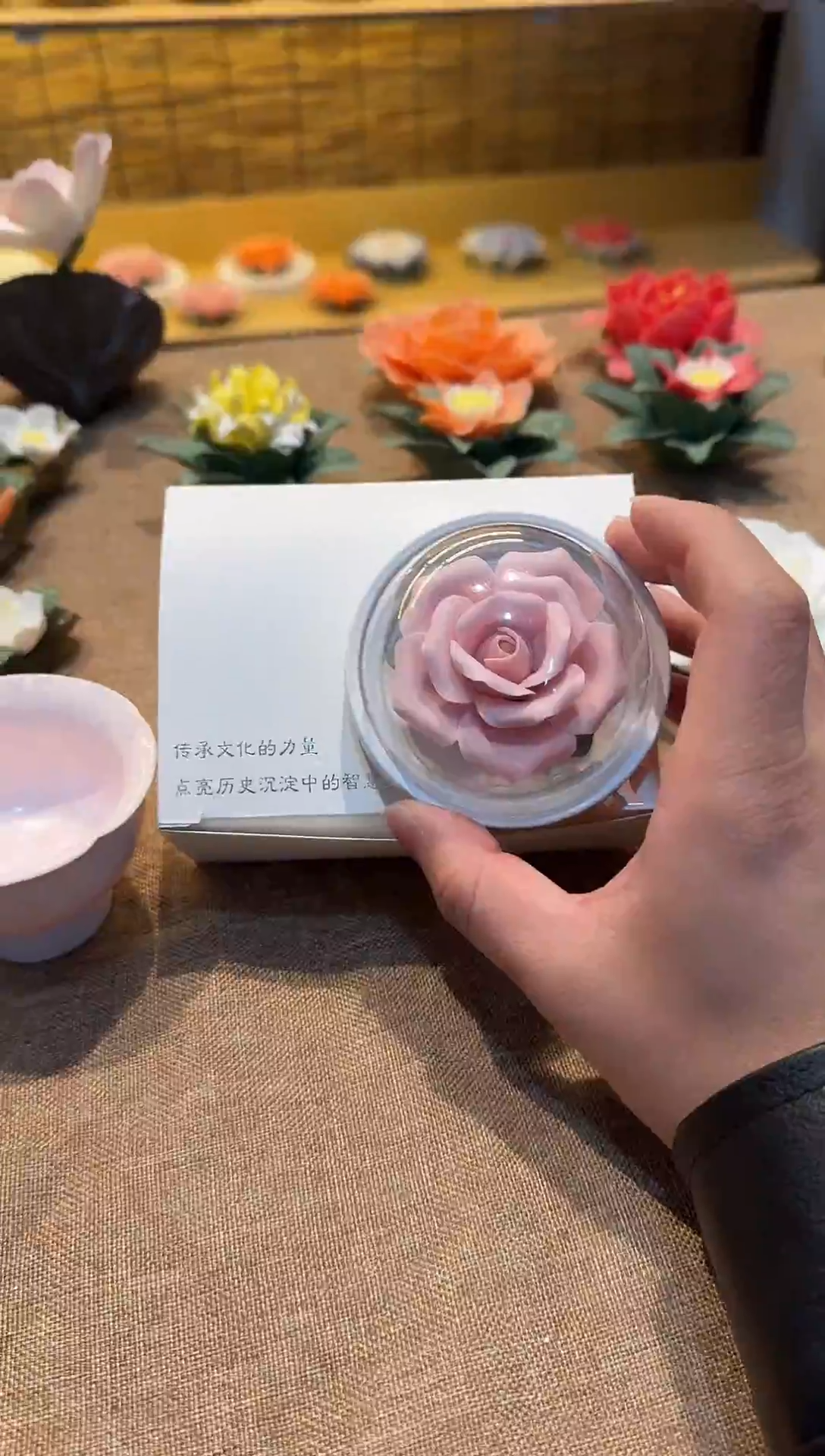 陶瓷陶瓷手捏花  