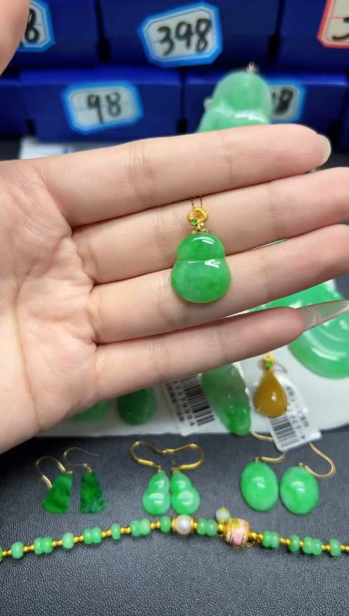 【闪购商品】翡翠颈饰18K金镶嵌Y缅料A货/支持复检/一件