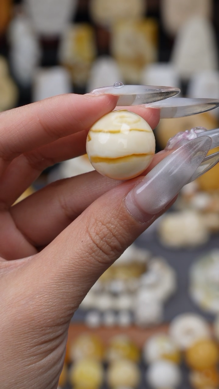 【闪购商品】琥珀裸石未镶嵌586655552