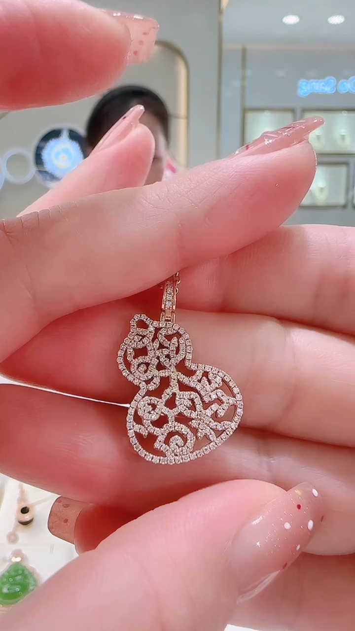 【闪购商品】钻石吊坠(不含链)18K金镶嵌吊坠