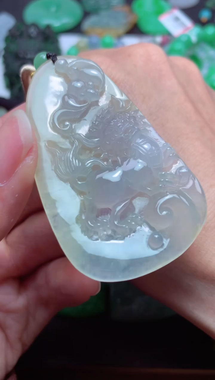 【闪购商品】翡翠颈饰未镶嵌天然翡翠