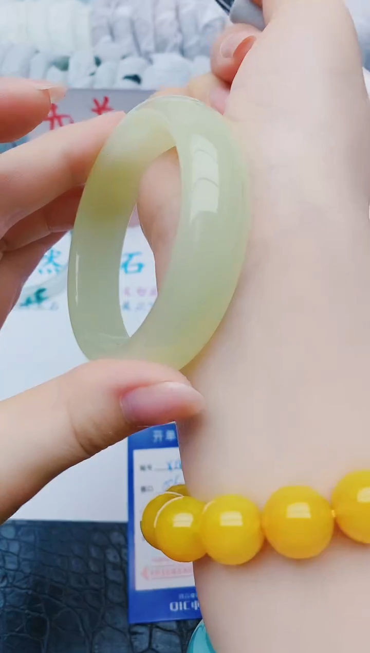 未镶嵌手镯石英质玉x141+56-57