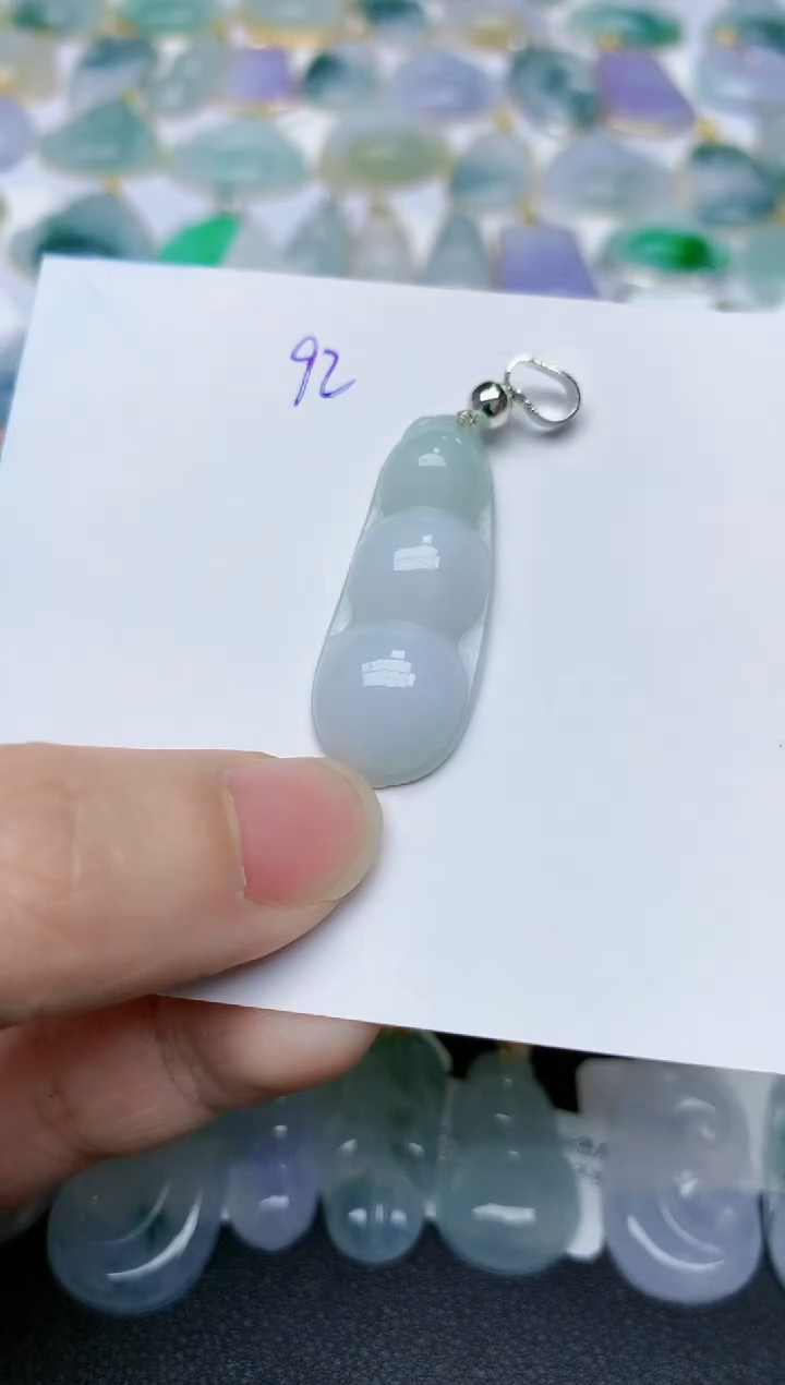 【闪购商品】翡翠颈饰合金天然翡翠A货    