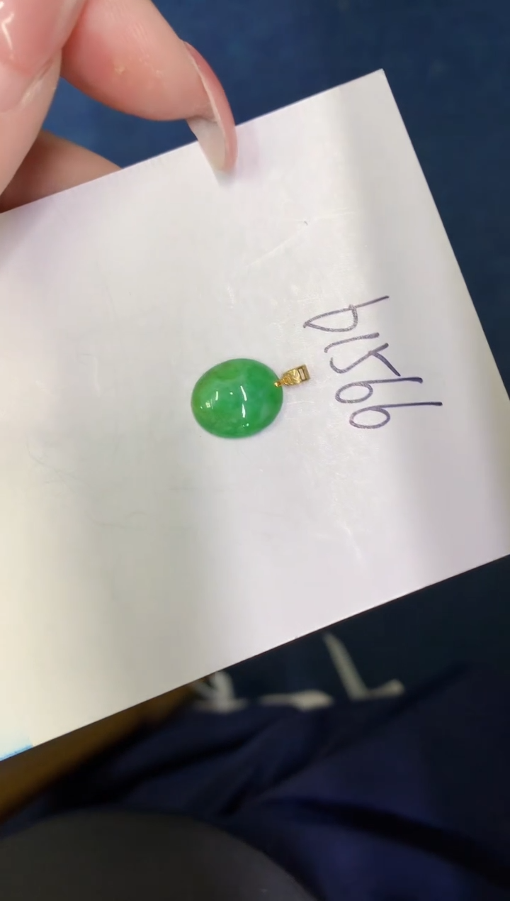 【闪购商品】翡翠颈饰18K金镶嵌0000000000