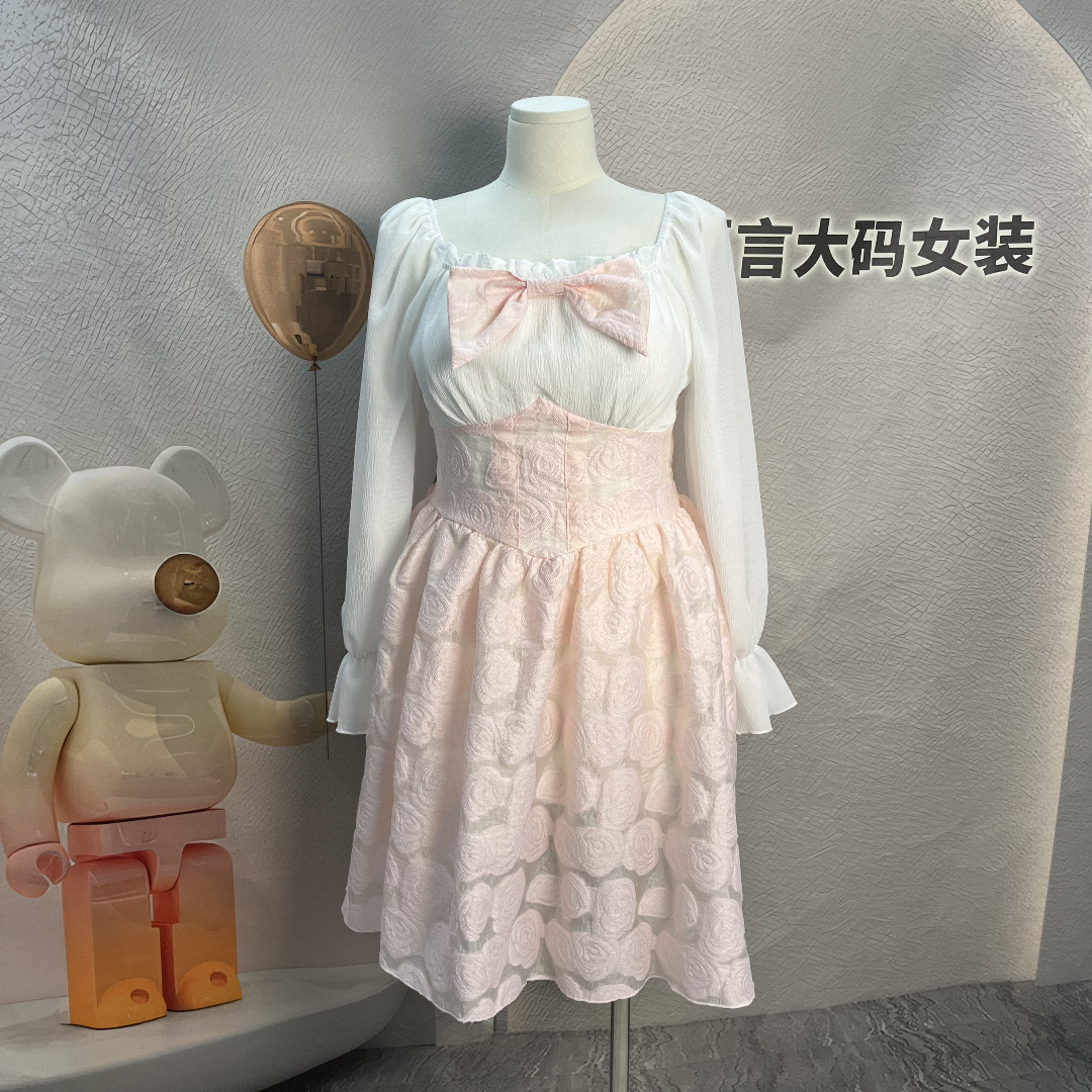 1806粉色甜美夏季连衣裙泡泡袖蕾丝长袖