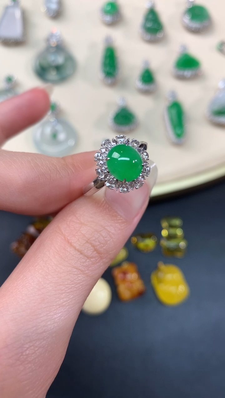 【闪购商品】翡翠戒指18K金镶嵌A41|12999