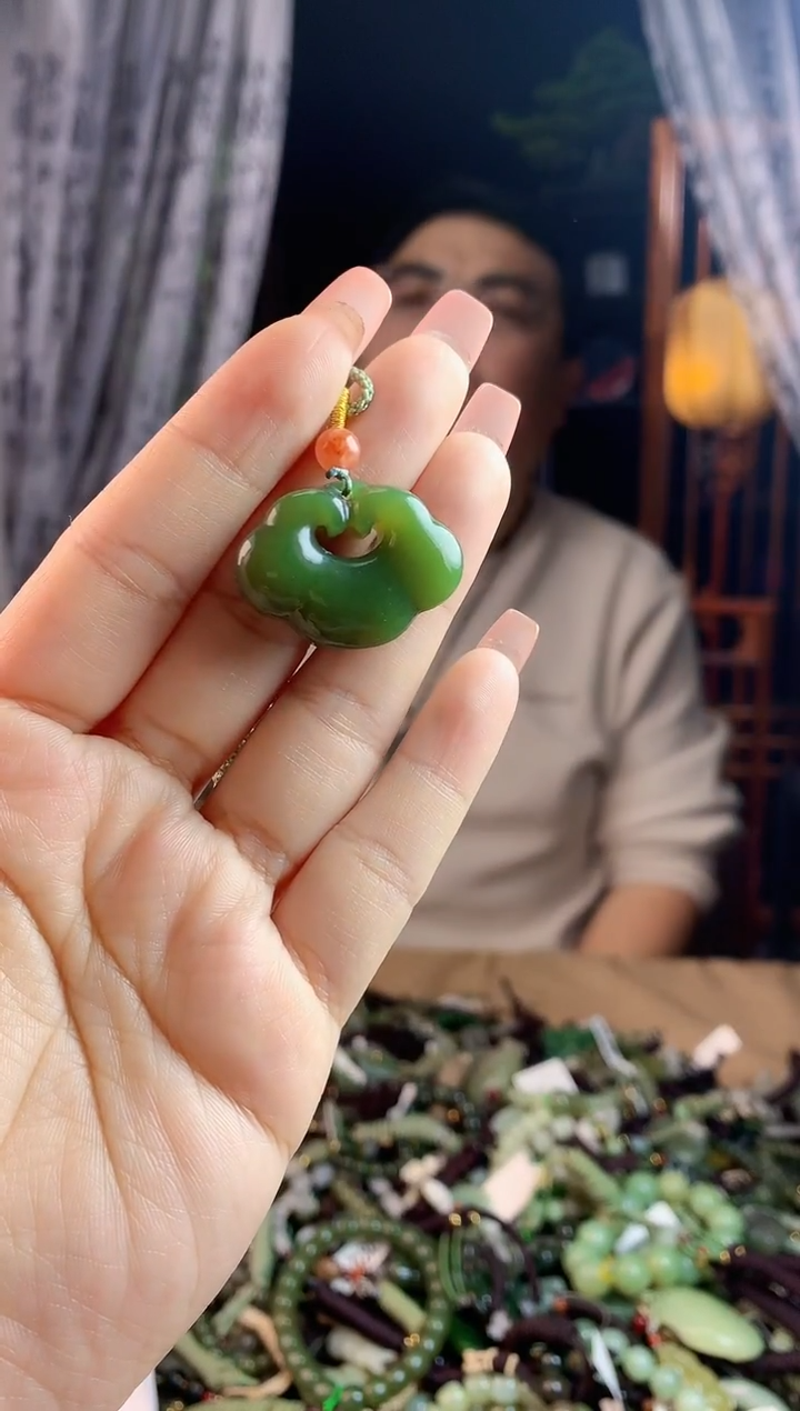 【闪购商品】和田玉挂件未镶嵌多样性发货拍一发一