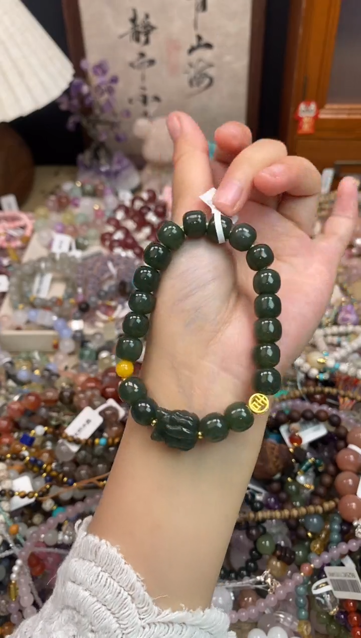 未镶嵌和田玉手饰183