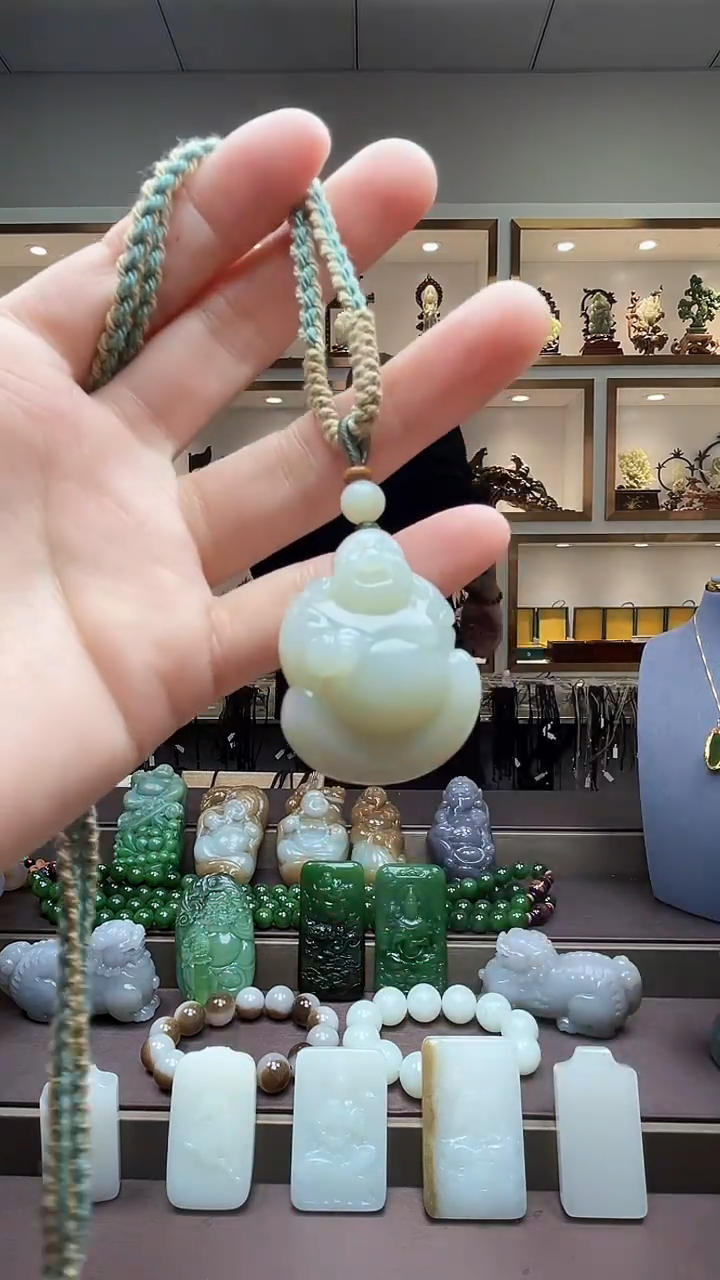 【闪购商品】和田玉颈饰未镶嵌苏