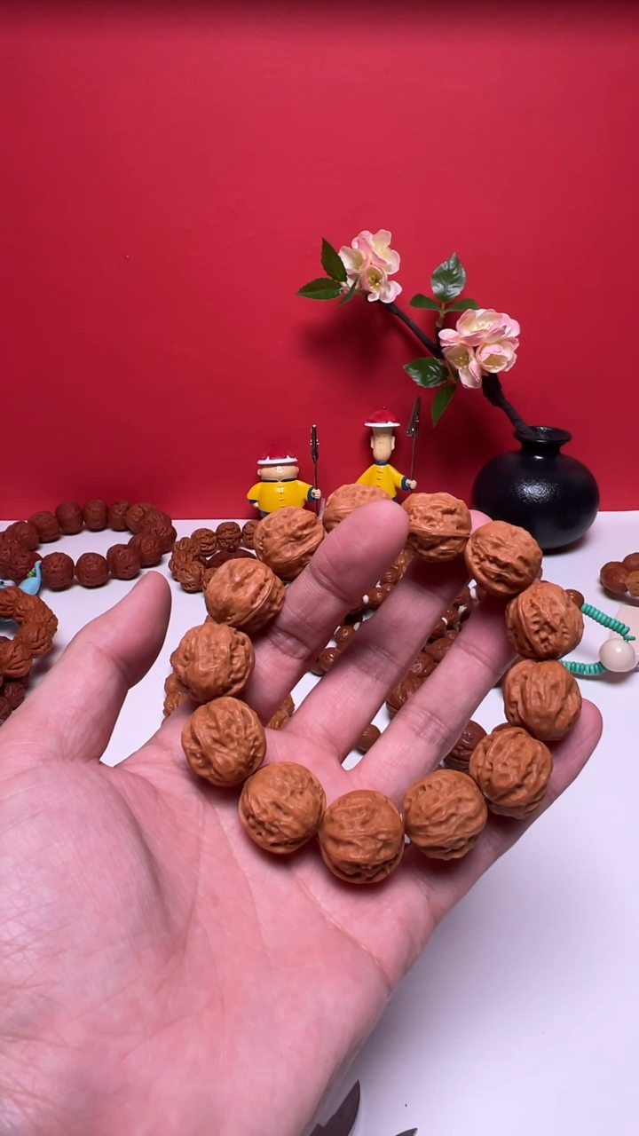 【闪购商品】文玩核桃手串野生小核桃