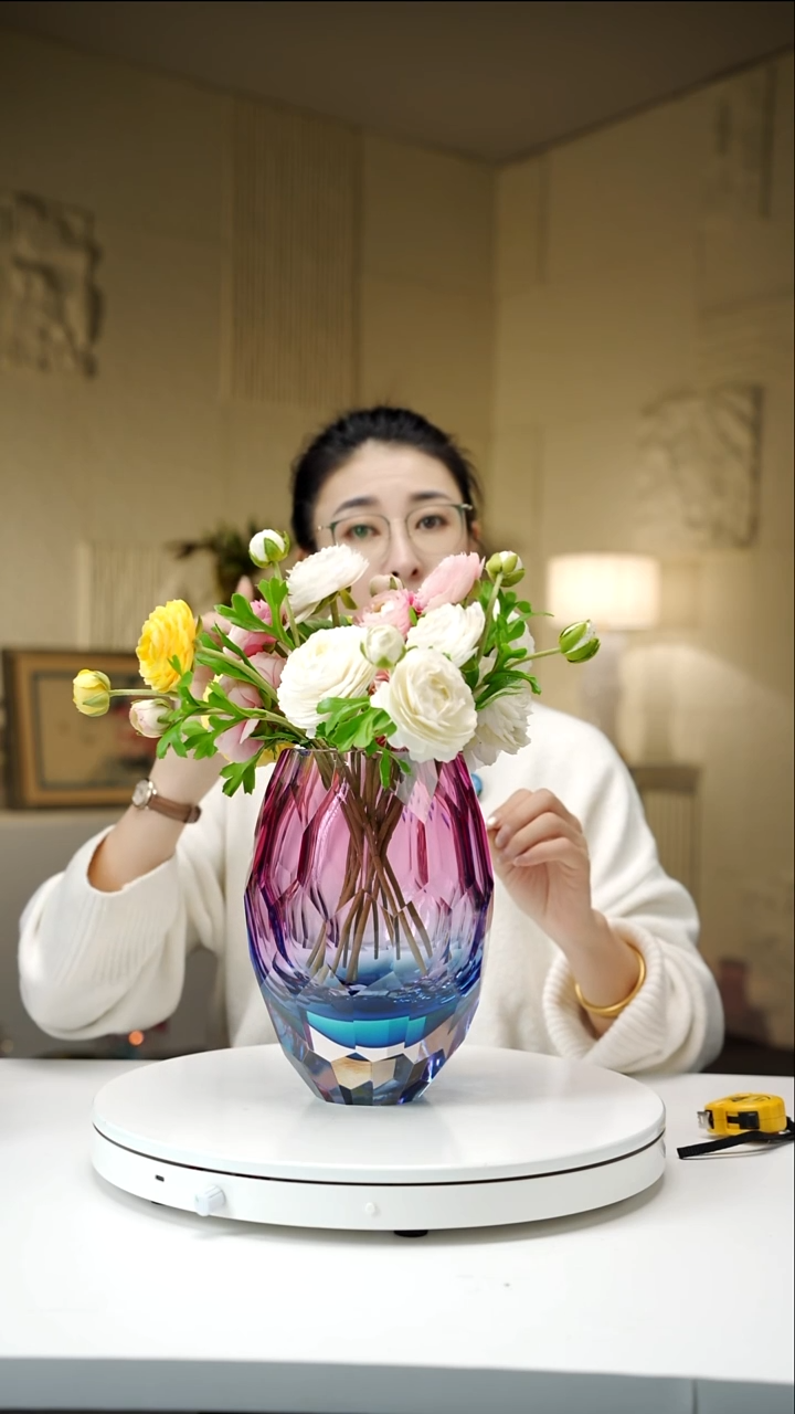 手工艺品琉璃金红蓝切面花瓶