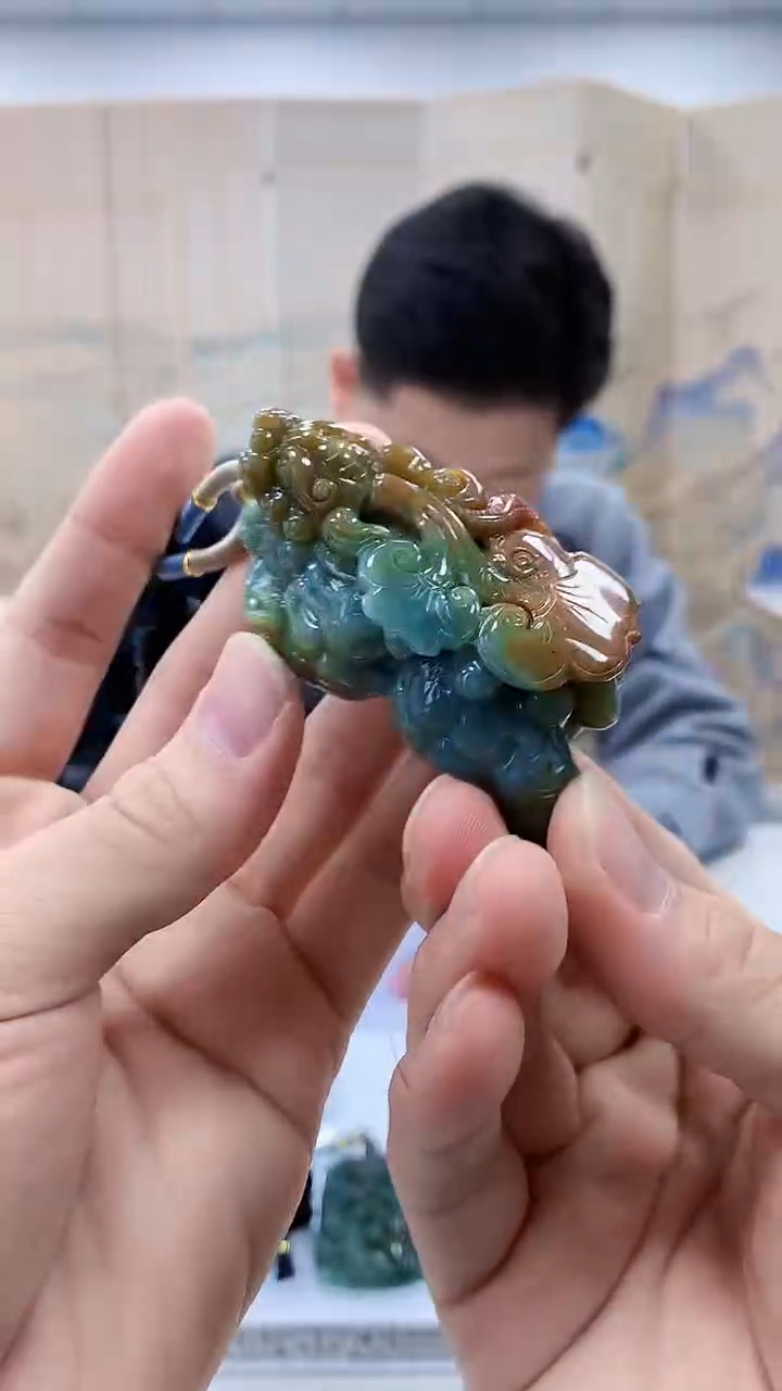 【闪购商品】定制翡翠未镶嵌4917bb-毛货挂件23