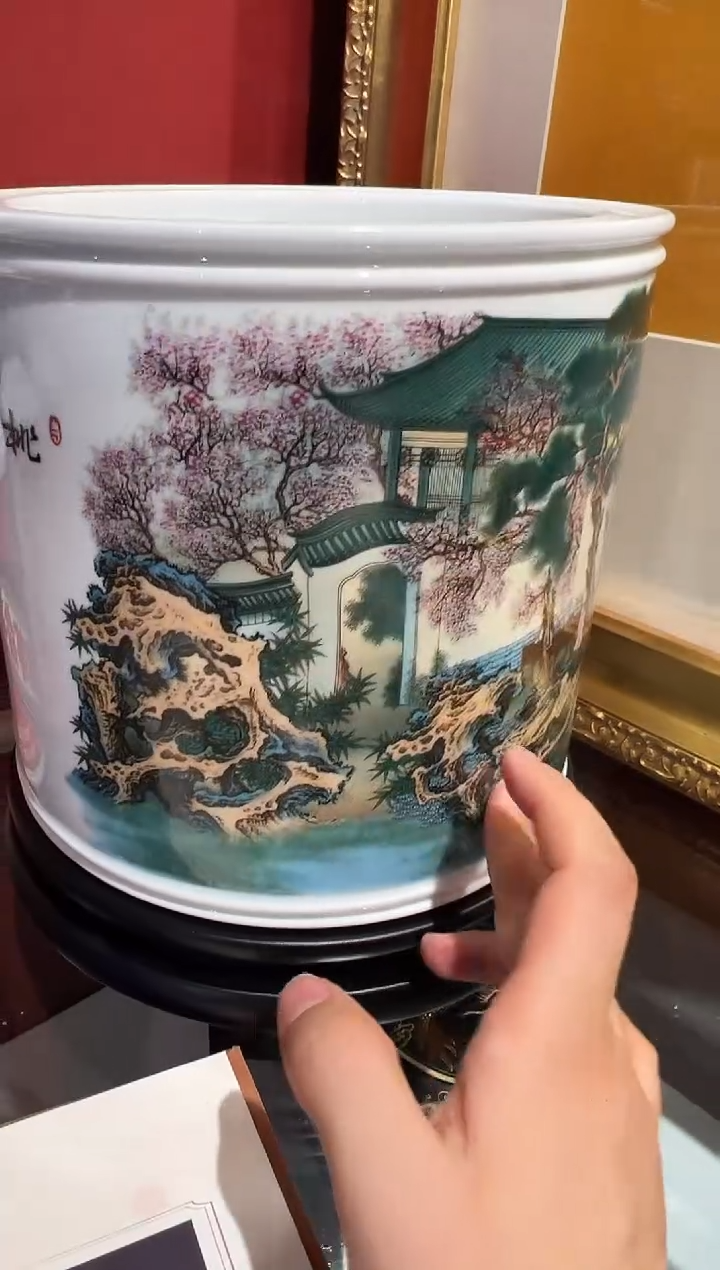 【闪购商品】摆件36瓷器桃李夜宴图