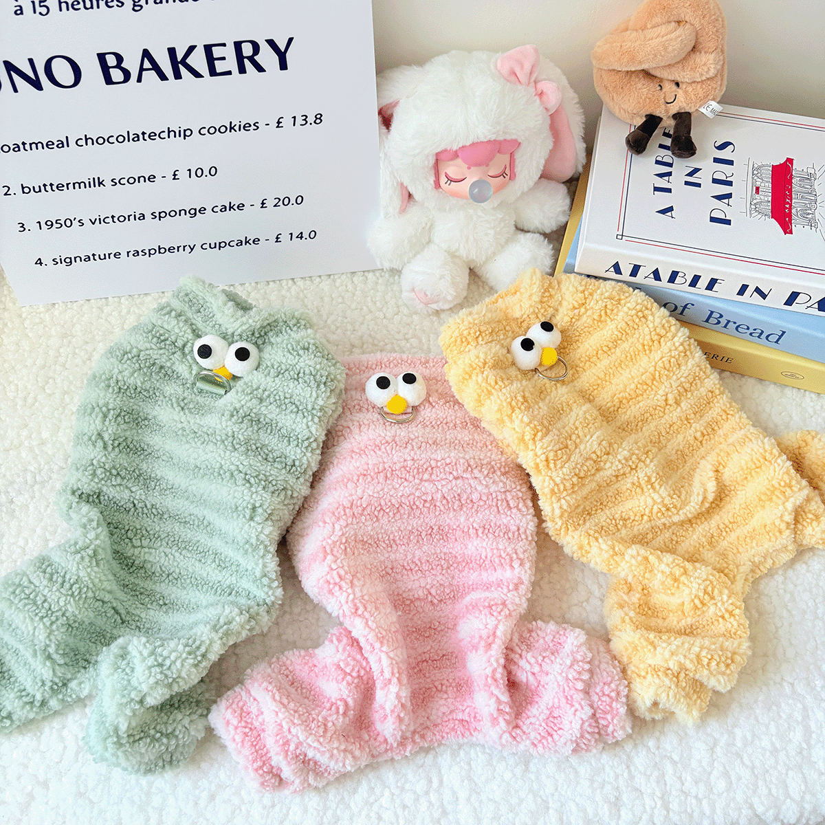 狗狗衣服秋冬可爱大眼萌连体四脚衣比熊泰迪小型犬加厚保暖毛绒衣