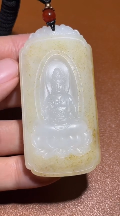 【闪购商品】和田玉2.20LL多样性拍一发一未镶嵌18