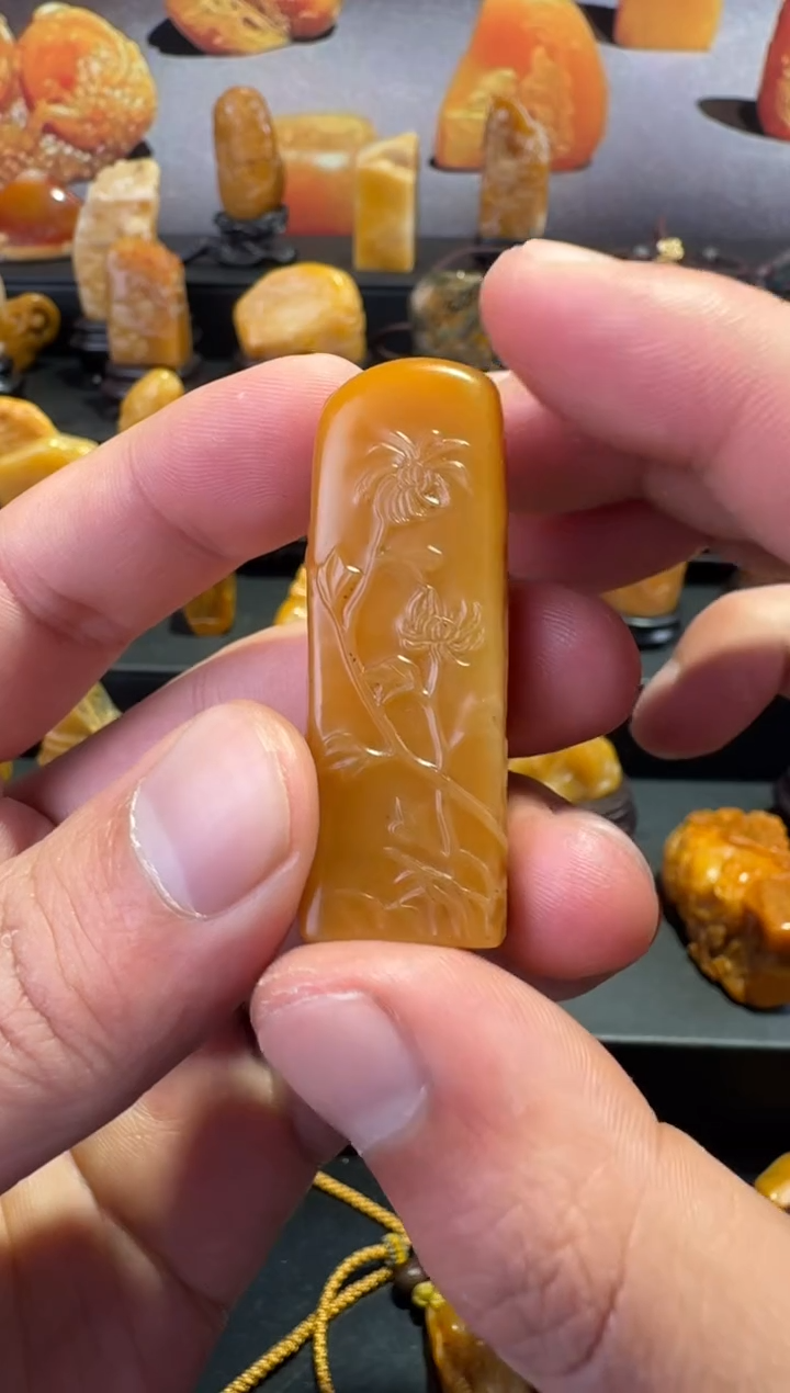 【闪购商品】田黄石半知田黄直播间