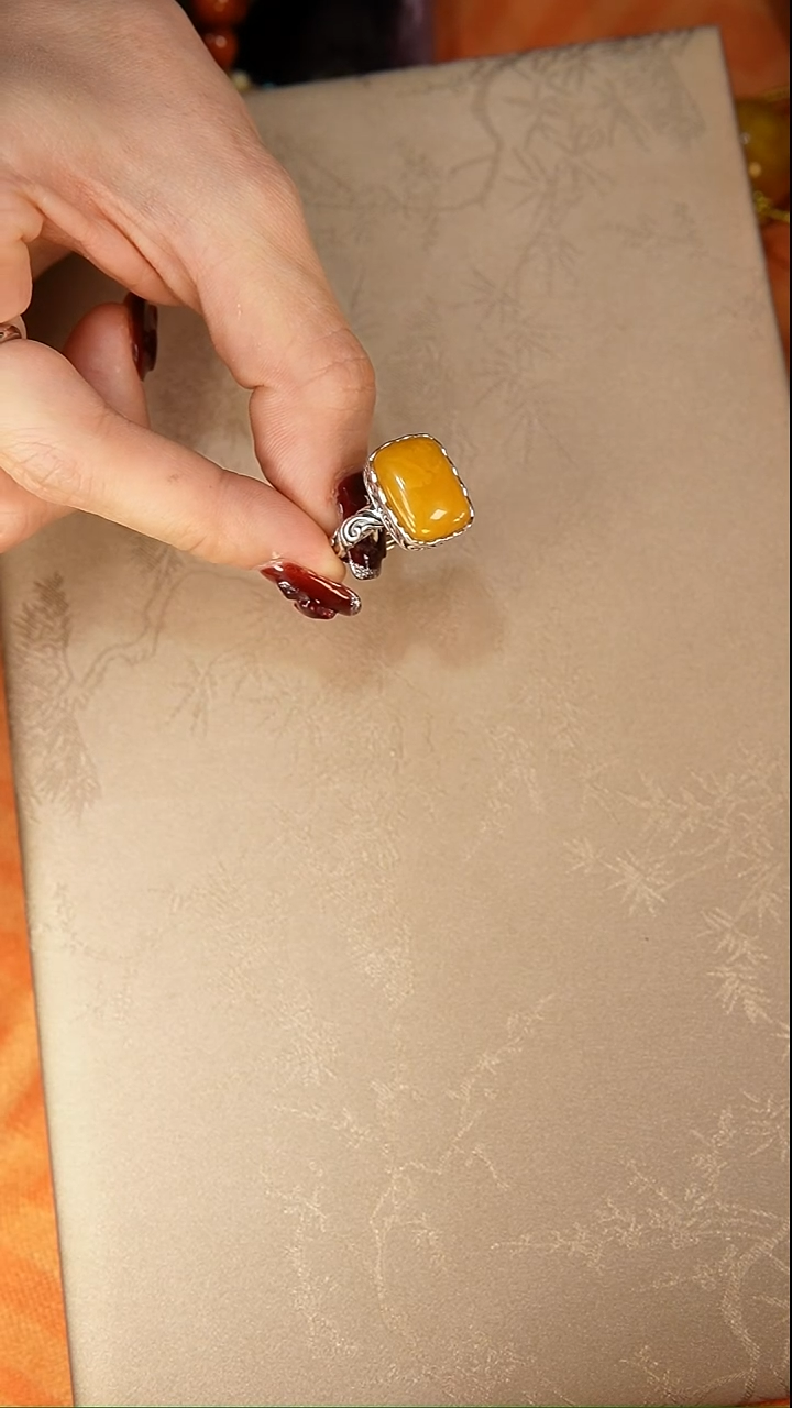 【闪购商品】琥珀戒指银S925镶嵌戒指